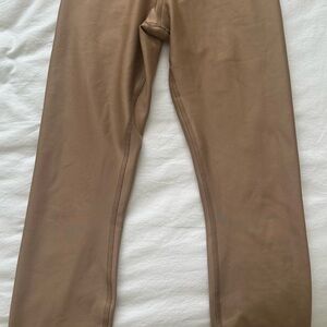 ALO Yoga Airlift 7/8 Leggings Toasted Almond